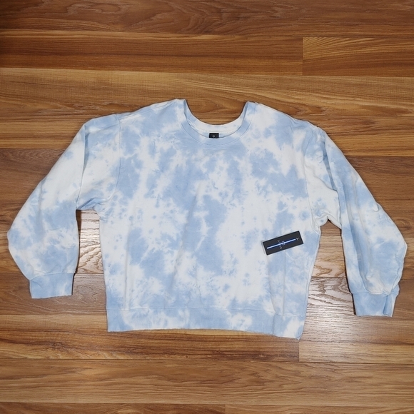 AR-33 Blue Tie Dye Sweatshirt & Short Set Large - Picture 2 of 14